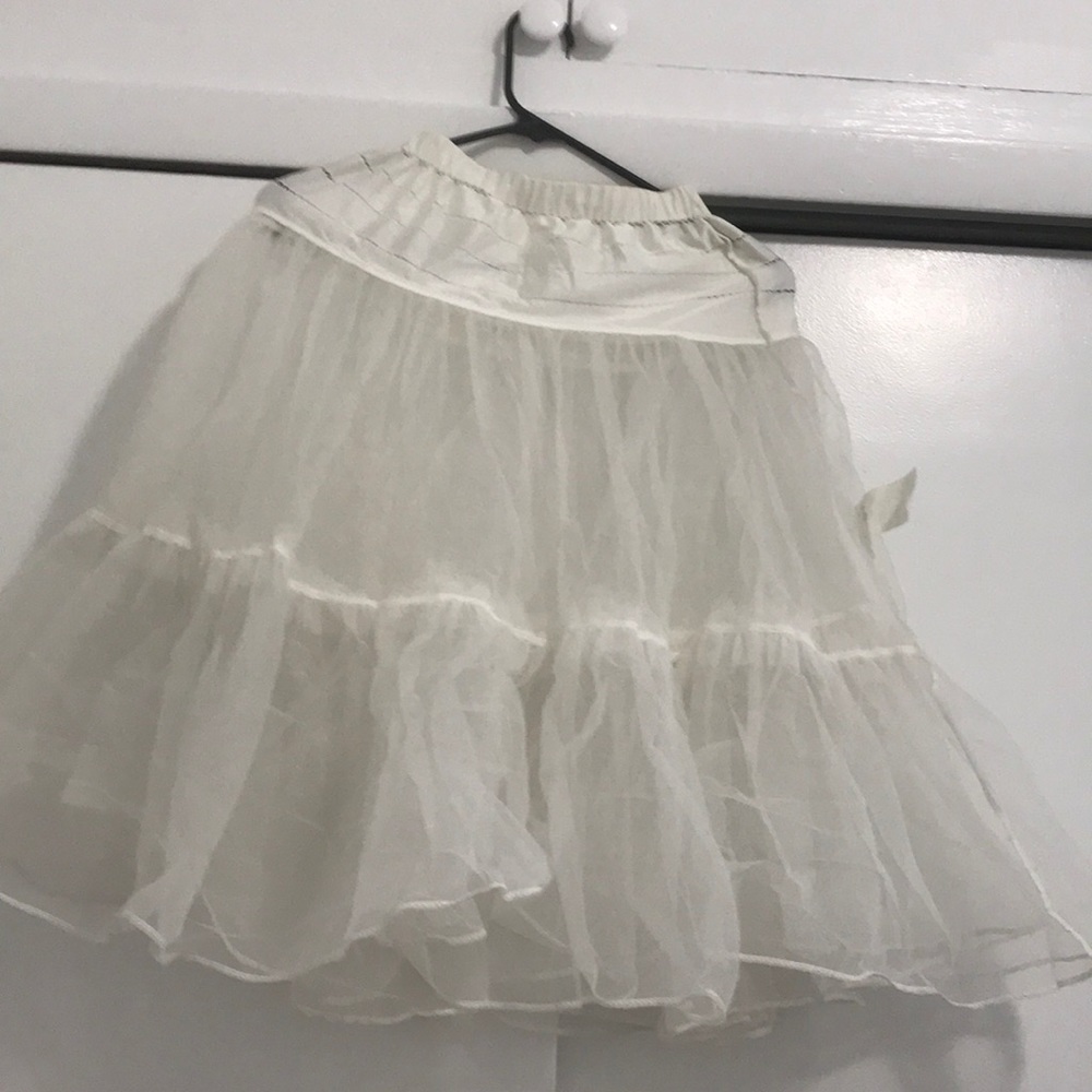 Under the dress tulle crinoline -vintage